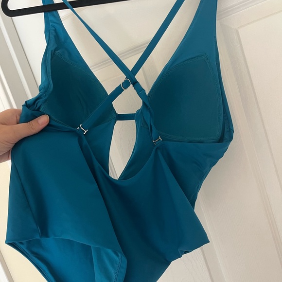 2 One Piece Swimsuits NWOT - Picture 9 of 12